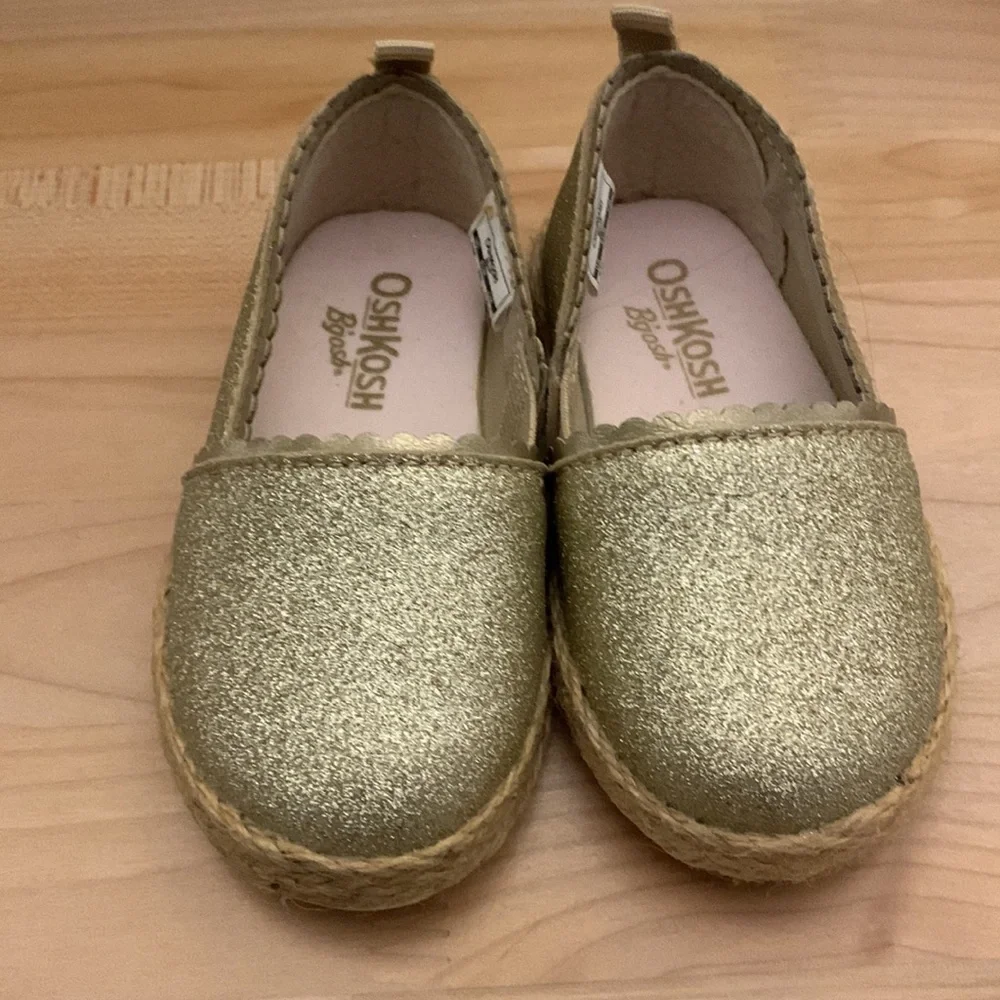 2 Pair Baby Size 5 Casual Slip On Shoe Sparkly Gold And Denim w. Sparkly Rainbow